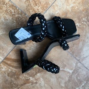 Patent Black Breaded Heel